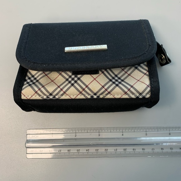 Burberry EUC make-up bag with mirror - Picture 9 of 11